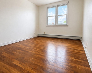 214-13 46 Road - Photo Thumbnail 1