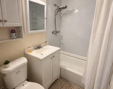 214-13 46 Road - Photo Thumbnail 4