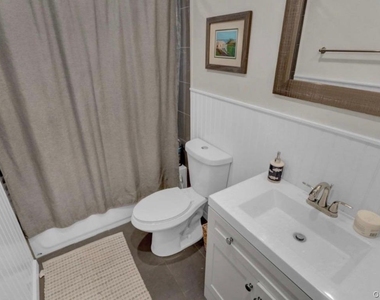 220 E Chester Street - Photo Thumbnail 5