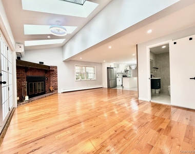 20 Baylis Place - Photo Thumbnail 4