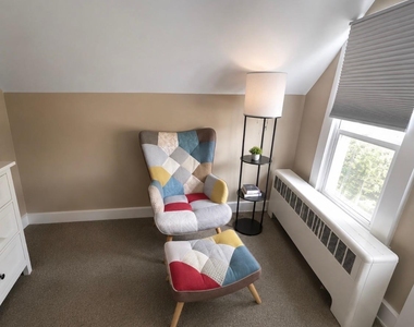 7 Sweezy Avenue - Photo Thumbnail 4