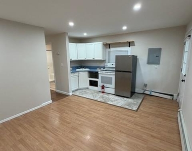 14 Locust Street - Photo Thumbnail 5