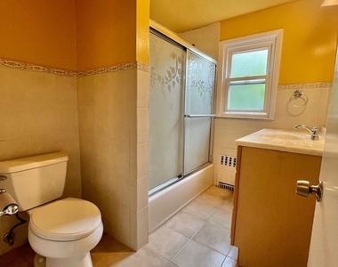 7 Ferndale Place - Photo Thumbnail 10