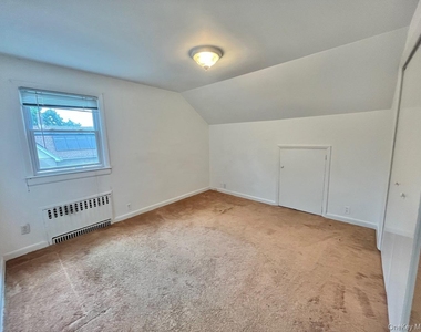 7 Ferndale Place - Photo Thumbnail 5