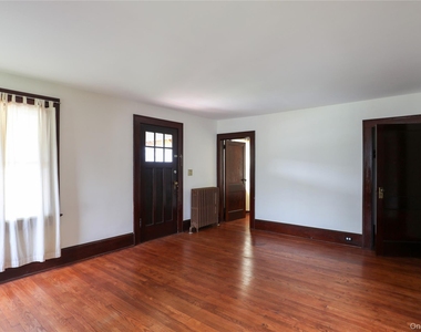375 Broadway - Photo Thumbnail 6