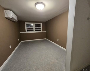 101 Weaver Road - Photo Thumbnail 3