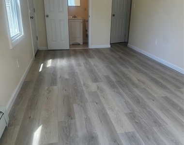 16 N Main St Unit #1 - Photo Thumbnail 11