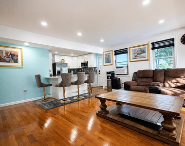 2 Lee Court - Photo Thumbnail 1