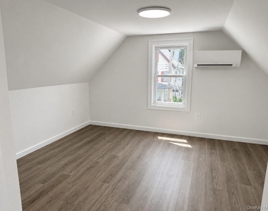 39 Rathbun Avenue - Photo Thumbnail 22