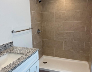 1 Parker Drive - Photo Thumbnail 6