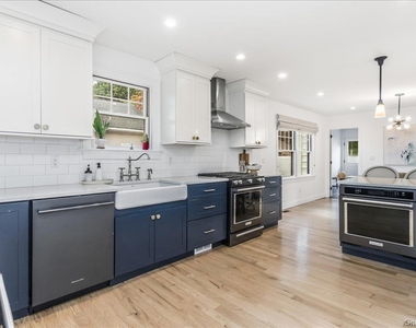 1214 Maple Avenue - Photo Thumbnail 13