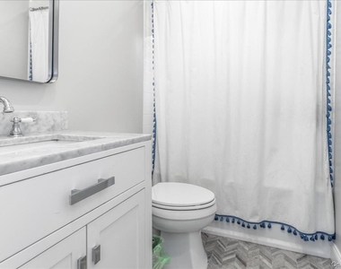 1214 Maple Avenue - Photo Thumbnail 23