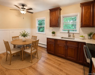 30 Lakeview Terrace - Photo Thumbnail 4