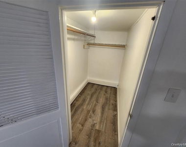 16 Ardmore Street - Photo Thumbnail 17