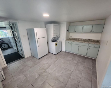 16 Ardmore Street - Photo Thumbnail 4