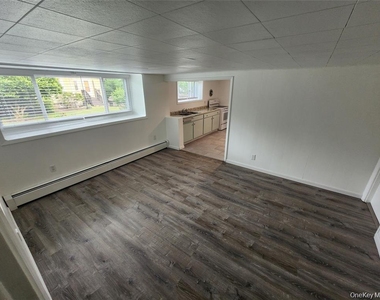 16 Ardmore Street - Photo Thumbnail 8