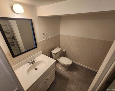 16 Ardmore Street - Photo Thumbnail 15