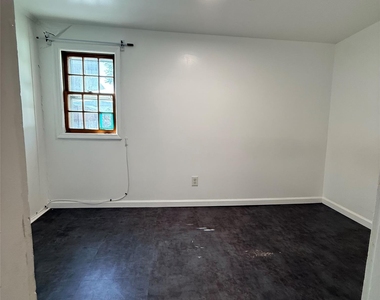 155 Main Street - Photo Thumbnail 11