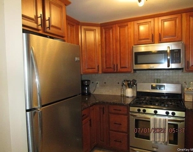 28 Lexington Hill - Photo Thumbnail 5