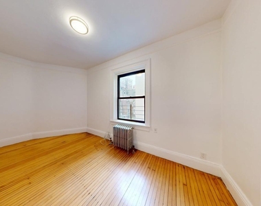 292 Riverside Drive - Photo Thumbnail 6