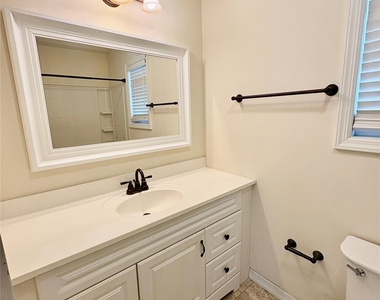 14 Madison Avenue - Photo Thumbnail 7