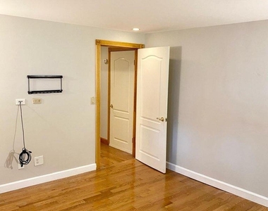 1630 Jefferson Avenue - Photo Thumbnail 6