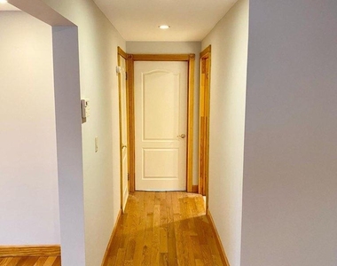 1630 Jefferson Avenue - Photo Thumbnail 7