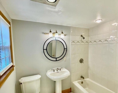 1630 Jefferson Avenue - Photo Thumbnail 3