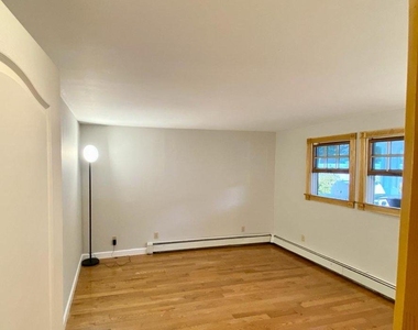 1630 Jefferson Avenue - Photo Thumbnail 4