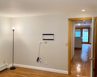 1630 Jefferson Avenue - Photo Thumbnail 5