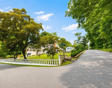 4 Hickory Drive - Photo Thumbnail 20