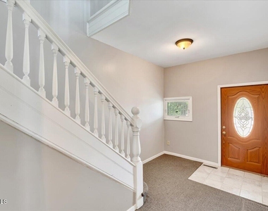 160 Market Street - Photo Thumbnail 5