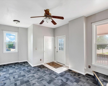 160 Market Street - Photo Thumbnail 16