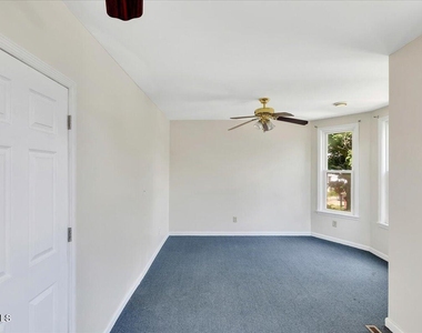 160 Market Street - Photo Thumbnail 31