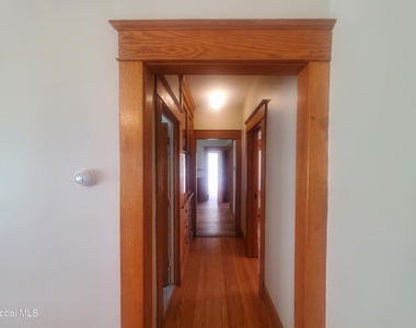 38 Summit Avenue - Photo Thumbnail 14