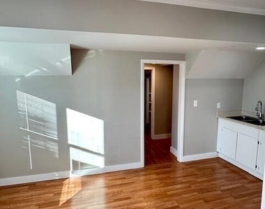23 River Street - Photo Thumbnail 10