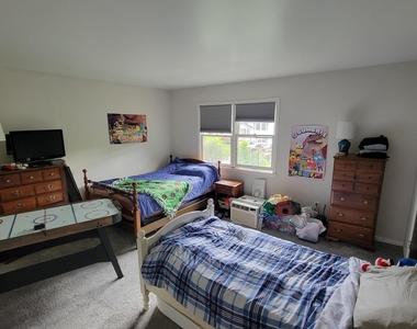 17 Henry Street - Photo Thumbnail 8