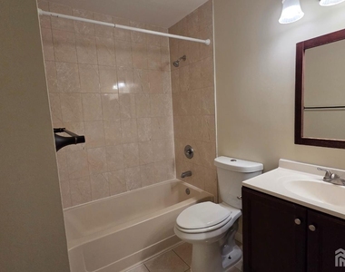 1514 Ravens Crest Drive - Photo Thumbnail 13