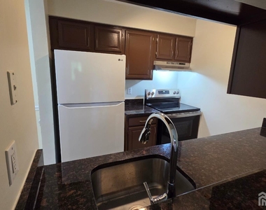 1514 Ravens Crest Drive - Photo Thumbnail 3
