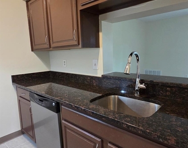 1514 Ravens Crest Drive - Photo Thumbnail 5