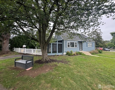 51 Kenwood Terrace - Photo Thumbnail 21