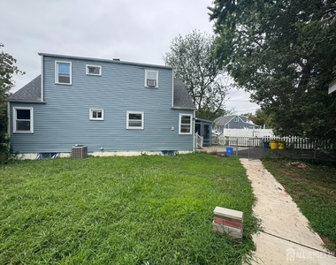 51 Kenwood Terrace - Photo Thumbnail 26