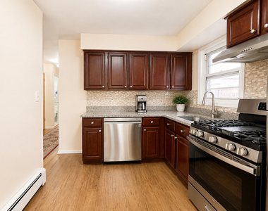 70-69 Walnut Street - Photo Thumbnail 7