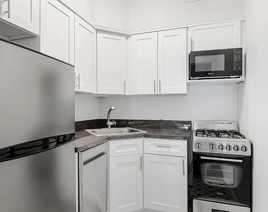 14 W 88th Street - Photo Thumbnail 1