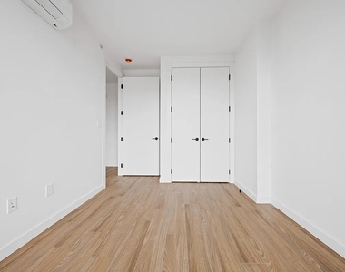942 new york ave brooklyn ny 11226 - Photo Thumbnail 4