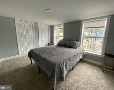 522 W King Street - Photo Thumbnail 33