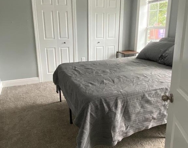 522 W King Street - Photo Thumbnail 32