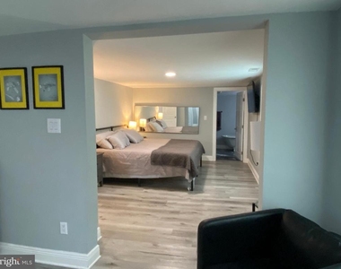 522 W King Street - Photo Thumbnail 22