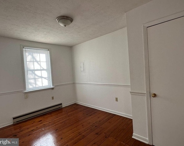 22 Peyton Street - Photo Thumbnail 7