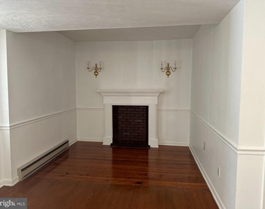 22 Peyton Street - Photo Thumbnail 1